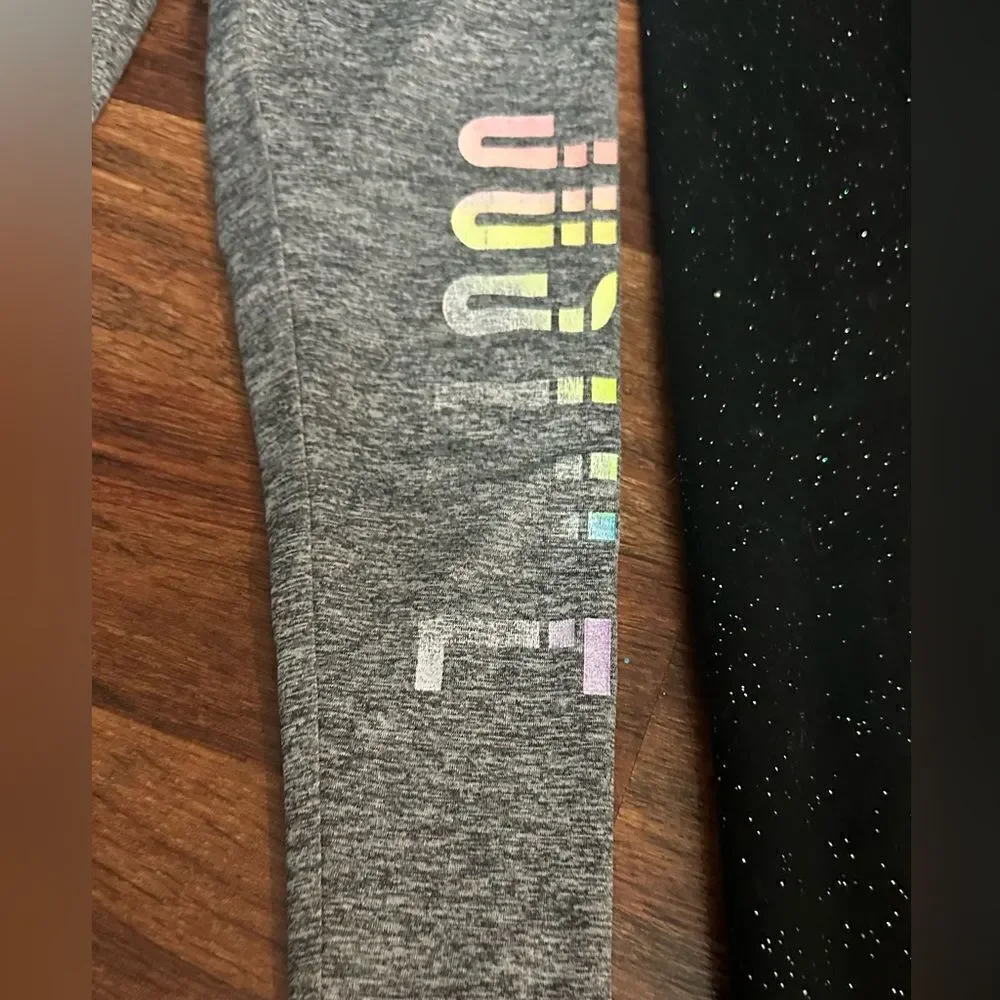 Abercrombie & Fitch Kids Gray and Black Leggings Set